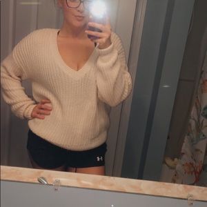 VS pink soft sweater cream color SO COMFY